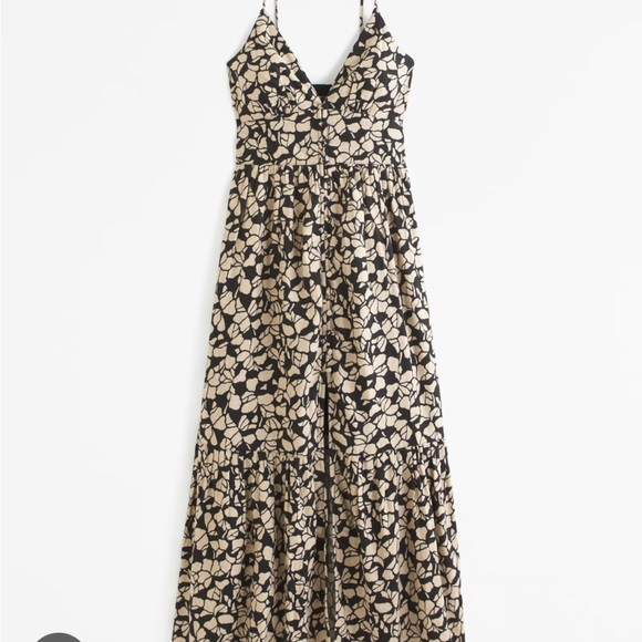 Abercrombie & Fitch Dresses & Skirts - Abercrombie & Fitch Linen-Blend Button-Through Maxi Dress
